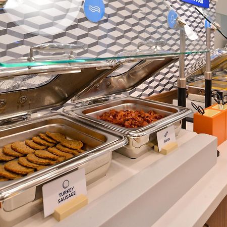 Holiday Inn Express & Suites Phoenix - Midtown, An Ihg Hotel Ngoại thất bức ảnh