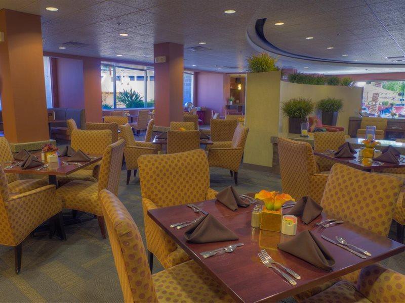 Holiday Inn Express & Suites Phoenix - Midtown, An Ihg Hotel Ngoại thất bức ảnh