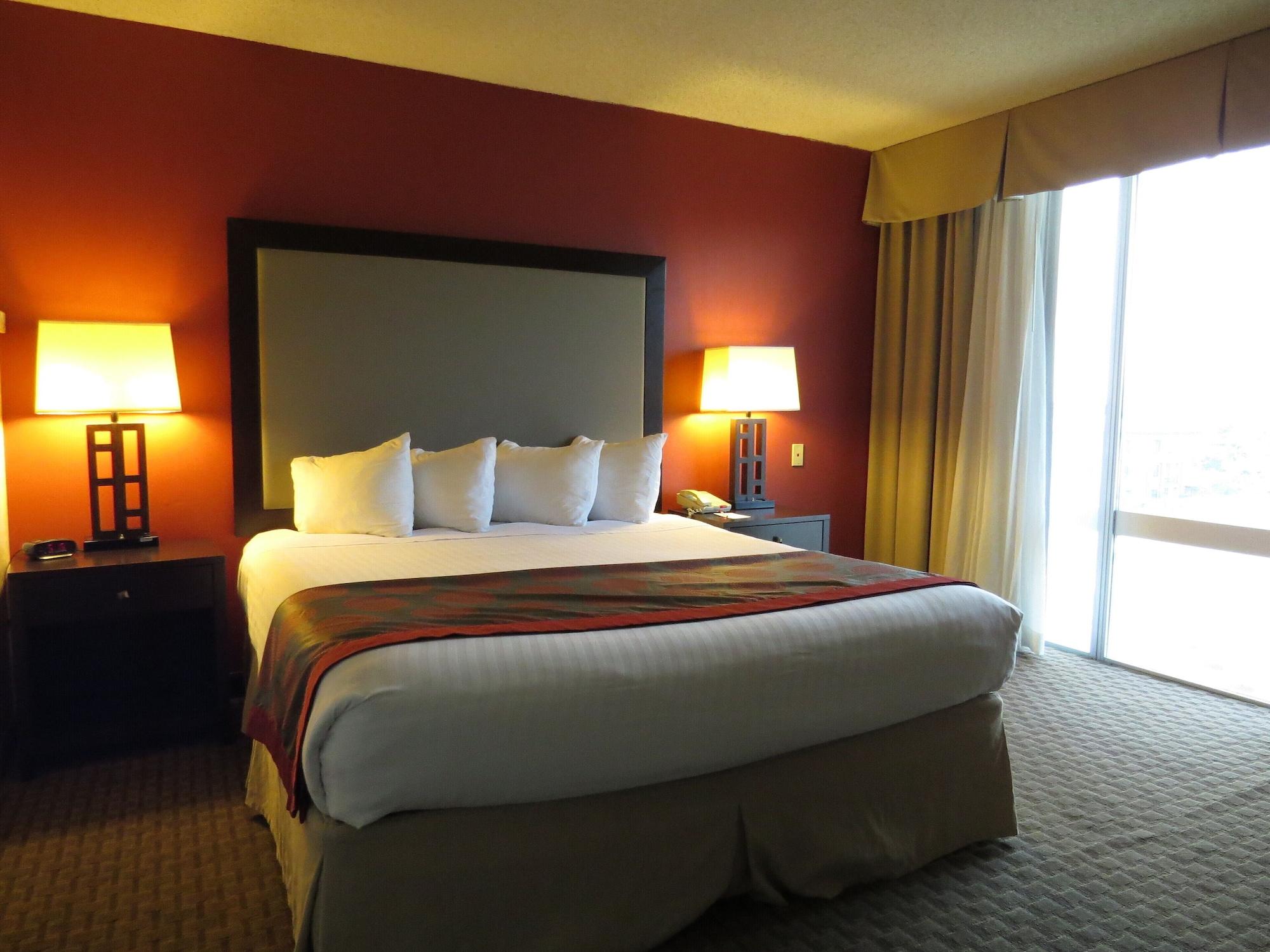 Holiday Inn Express & Suites Phoenix - Midtown, An Ihg Hotel Ngoại thất bức ảnh