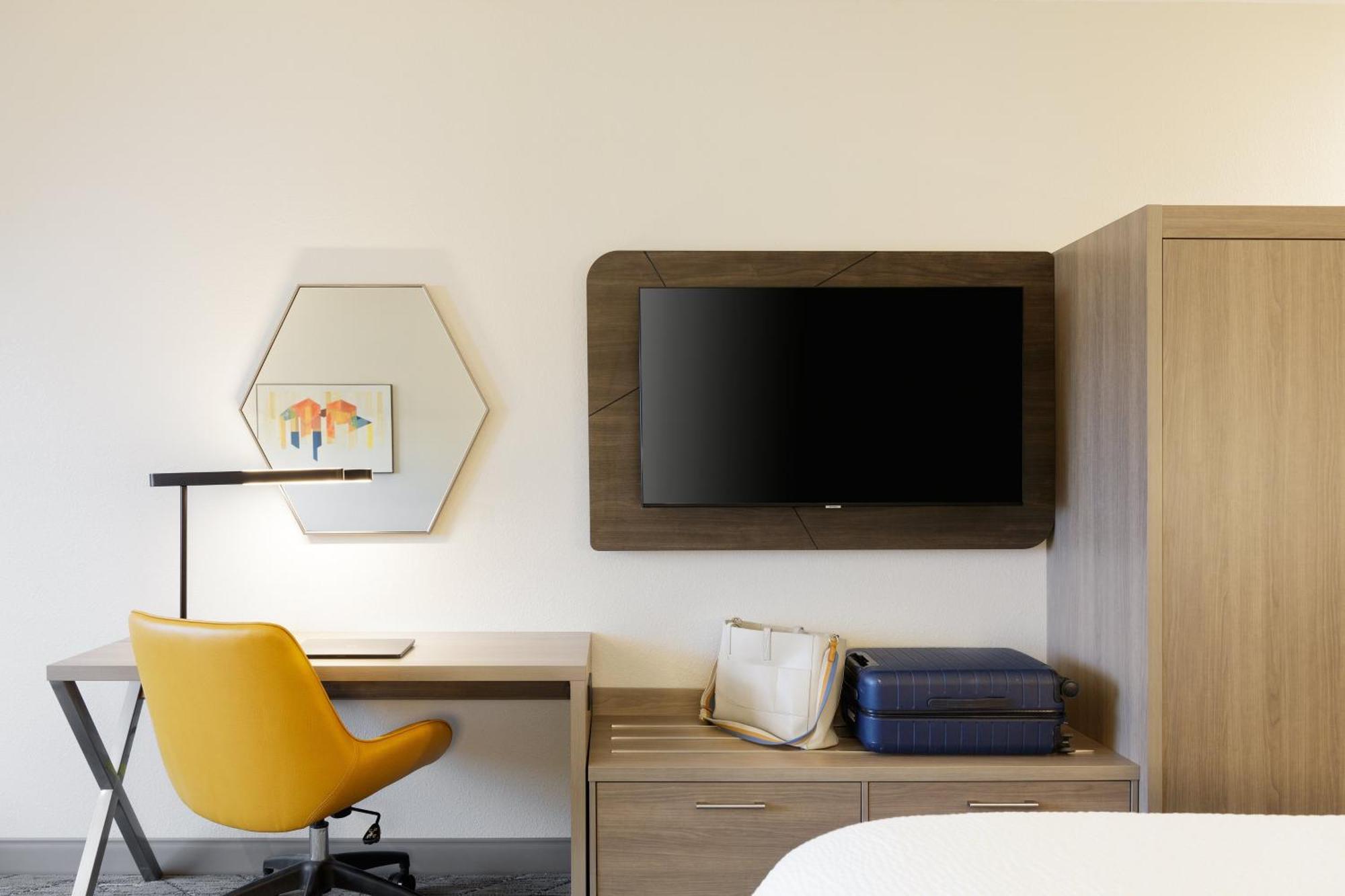 Holiday Inn Express & Suites Phoenix - Midtown, An Ihg Hotel Ngoại thất bức ảnh